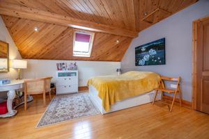 Bedroom- click for photo gallery